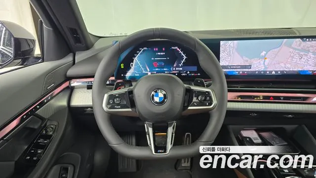 BMW 5-Series 5 серия (G60) 530i xDrive M Sport — Фото автомобиля 12