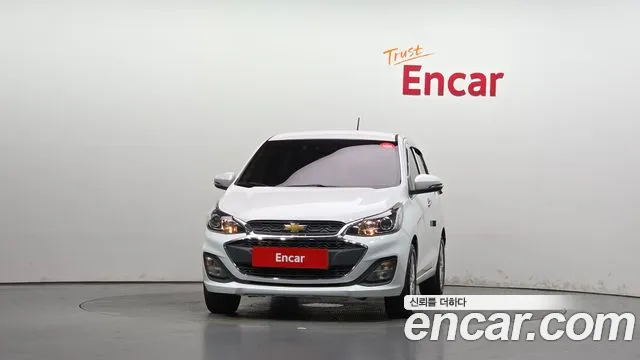 Chevrolet Spark — Фото автомобиля 3