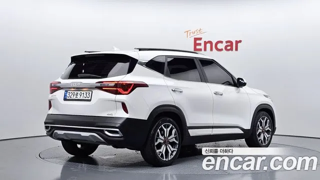 Kia Seltos Seltos Бензин 1.6 Turbo 4WD — Фото автомобиля 2