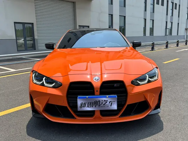 BMW M4 — Фото автомобиля 4