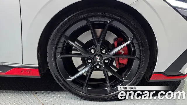 Hyundai Avante — Фото автомобиля 5