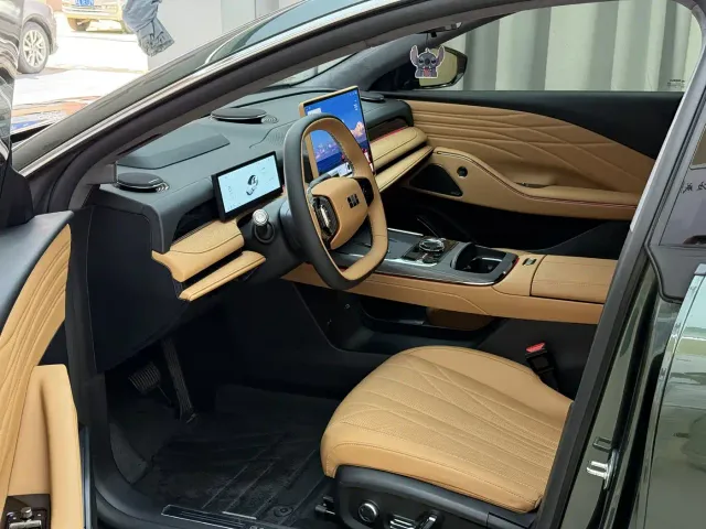 Geely Galaxy Xingyao 8 — Фото автомобиля 4
