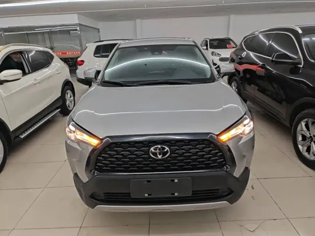 Toyota Corolla Cross — Фото автомобиля 2
