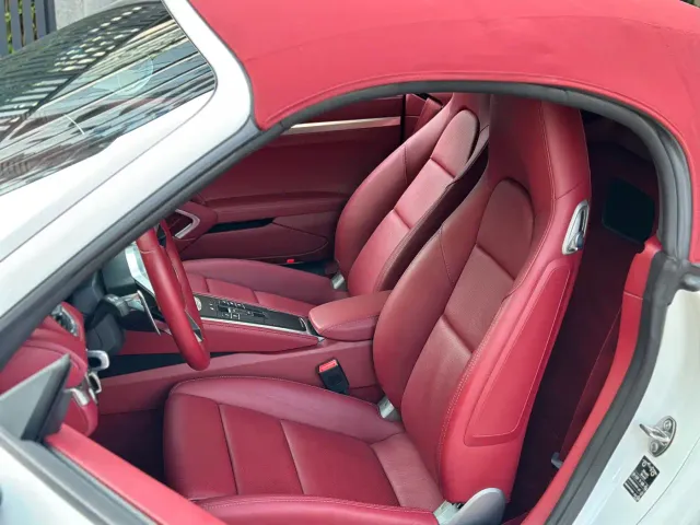Porsche 718 — Фото автомобиля 9