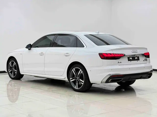 Audi Audi A4L 2022 40 TFSI Luxury Dynamic — Фото автомобиля 5