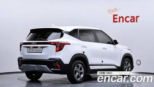 Kia Seltos Новый Seltos Бензин 2.0 2WD — Фото автомобиля 2