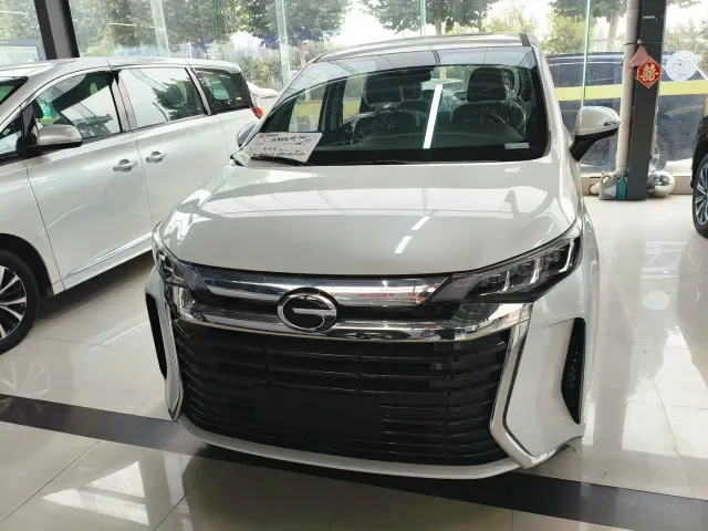GAC Trumpchi M6 — Фото автомобиля 2
