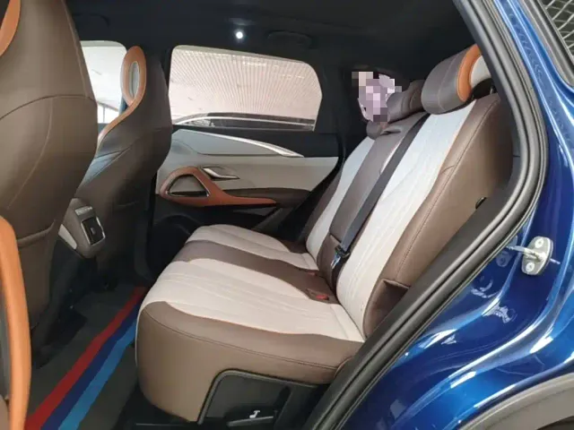 BYD Song Pro — Фото автомобиля 16