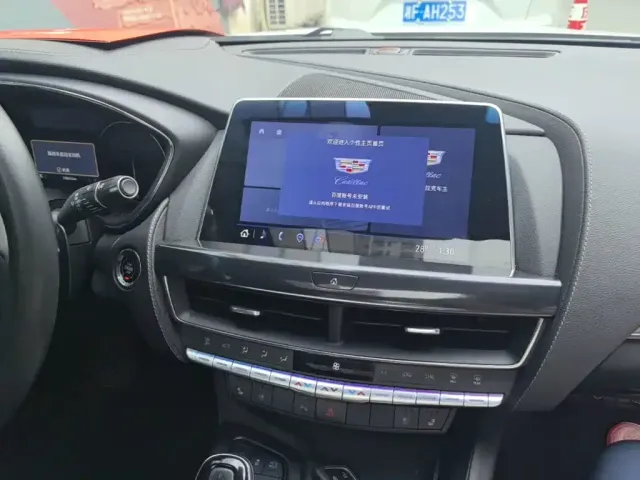 Cadillac CT5 — Фото автомобиля 12
