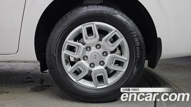 Hyundai Staria Staria Карго 3 места — Фото автомобиля 17