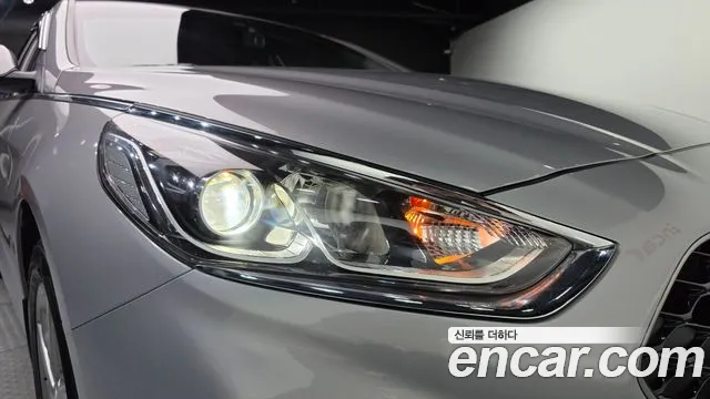Hyundai Sonata — Фото автомобиля 22