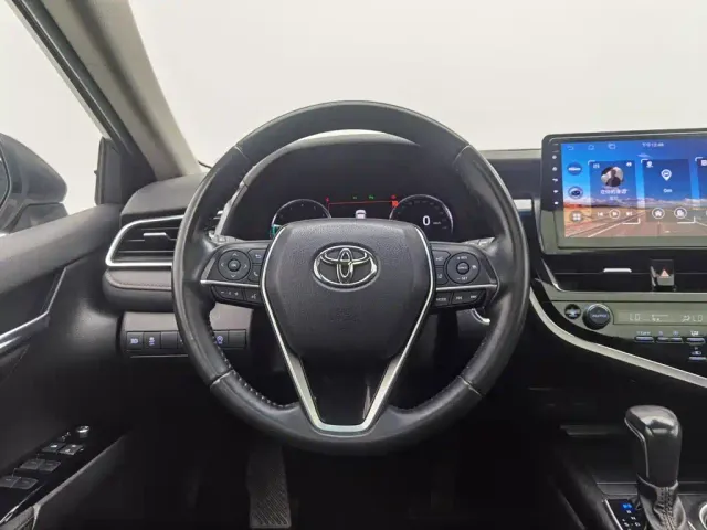 Toyota Camry — Фото автомобиля 11