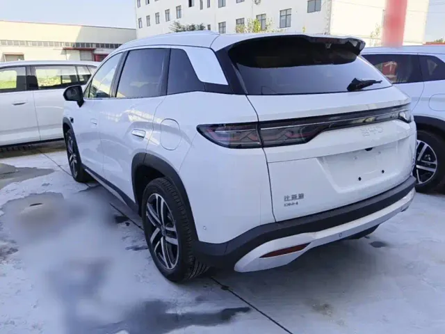 BYD Song L DM-i — Фото автомобиля 4