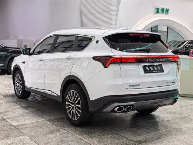 Jetour X70 Plus — Фото автомобиля 4