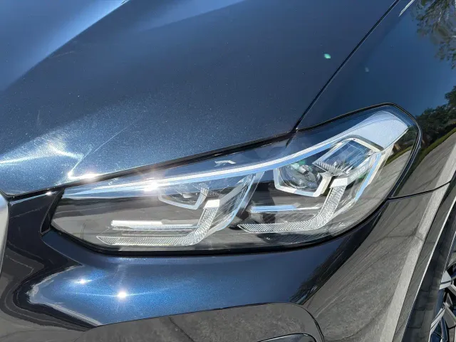 BMW iX3 — Фото автомобиля 11
