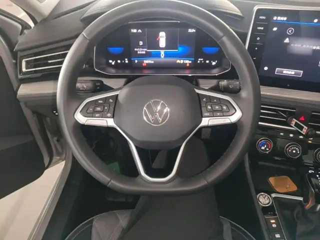 Volkswagen Sagitar — Фото автомобиля 10