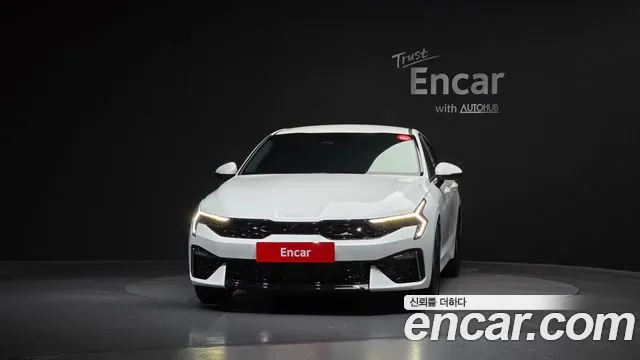 Kia K5 Новый K5 3 поколение — Фото автомобиля 3