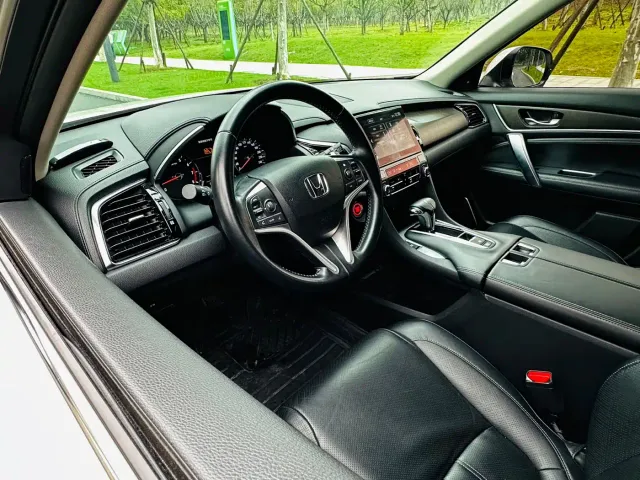 Honda Avancier — Фото автомобиля 16