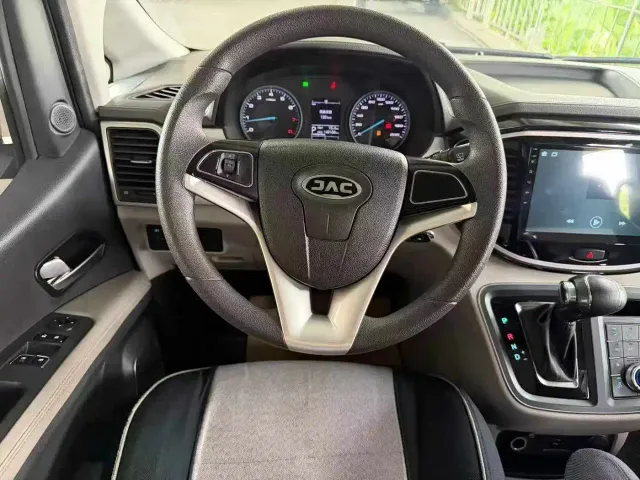 JAC Refine M4 — Фото автомобиля 8
