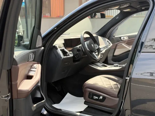 BMW X5 — Фото автомобиля 4