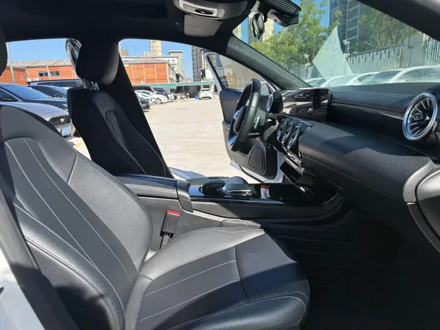 Mercedes-Benz A-Class — Фото автомобиля 18