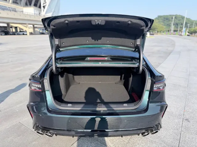 Chery Arrizo 8 — Фото автомобиля 11