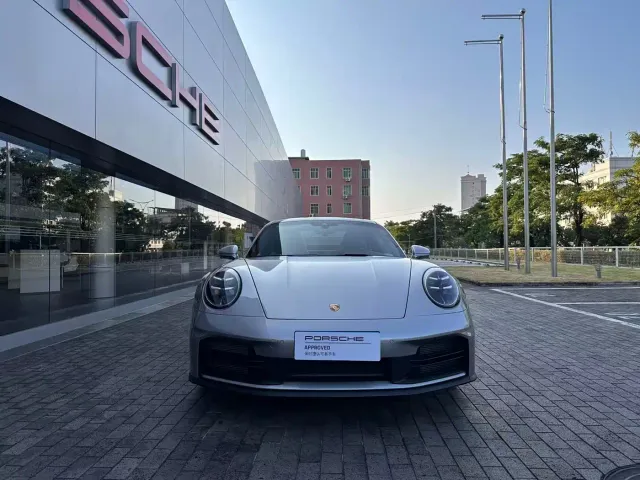 Porsche 911 — Фото автомобиля 2