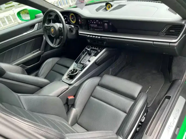Porsche 911 — Фото автомобиля 15