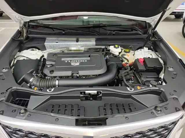 Cadillac XT4 — Фото автомобиля 19