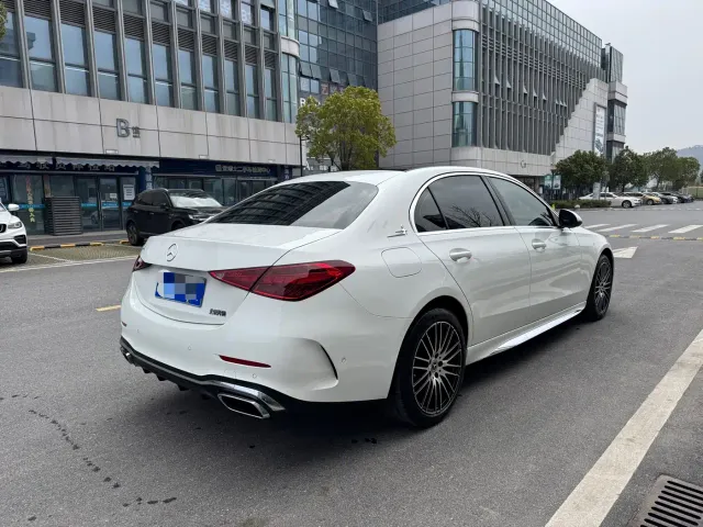 Mercedes-Benz C-Class — Фото автомобиля 6