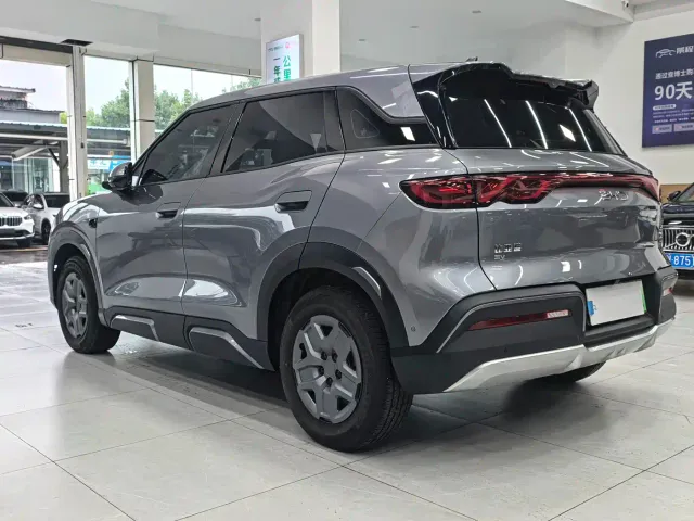 BYD Yuan UP — Фото автомобиля 17