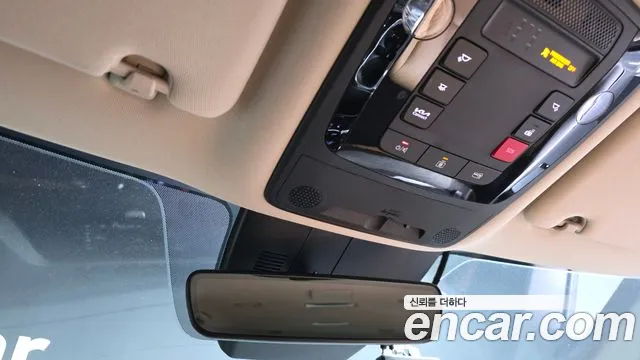 Kia Canival Carnival 4 поколение Бензин 9 мест Signature — Фото автомобиля 12