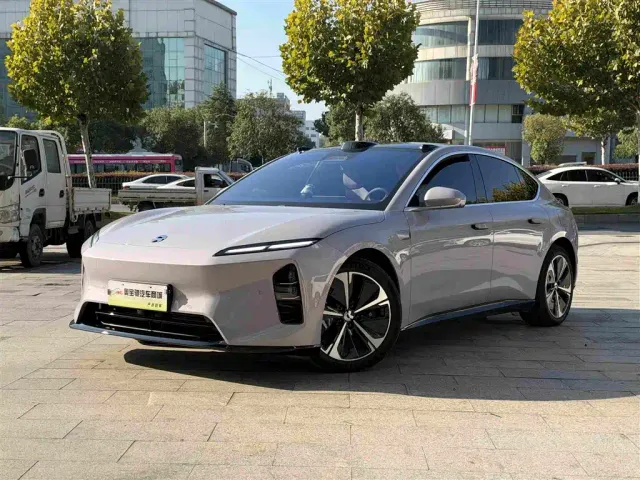 Фотография автомобиля — Nio ET5