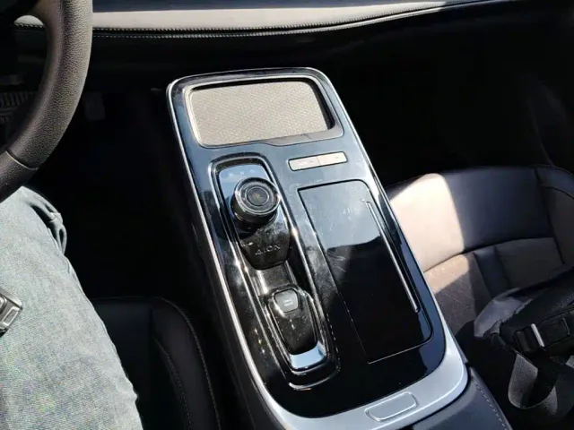 GAC Aion S Plus — Фото автомобиля 13