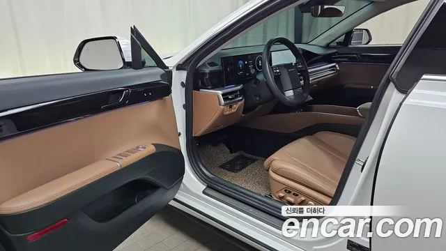 Hyundai Grandeur GN7 — Фото автомобиля 15