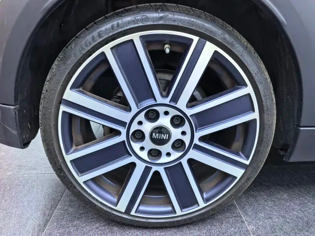MINI Hatch — Фото автомобиля 12
