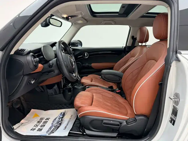 MINI Hatch — Фото автомобиля 17