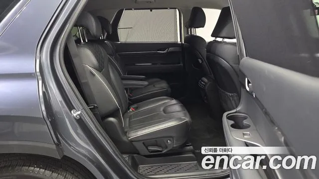 Hyundai Palisade Palisade Бензин 3.8 2WD — Фото автомобиля 11