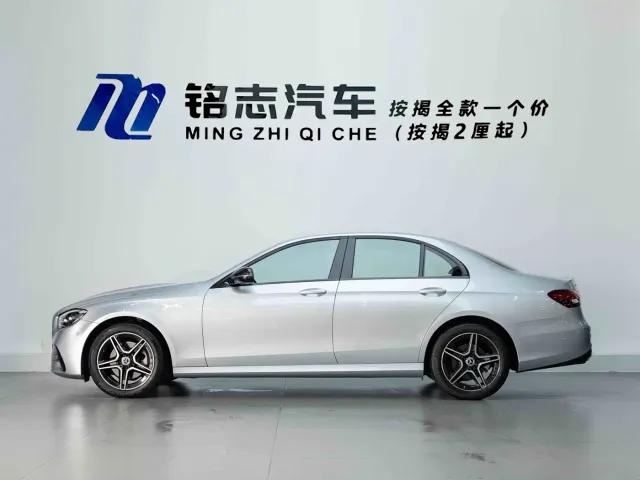 Mercedes-Benz E-Class — Фото автомобиля 5