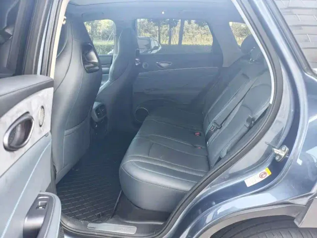BYD Hai Shi 07 DM-i — Фото автомобиля 3