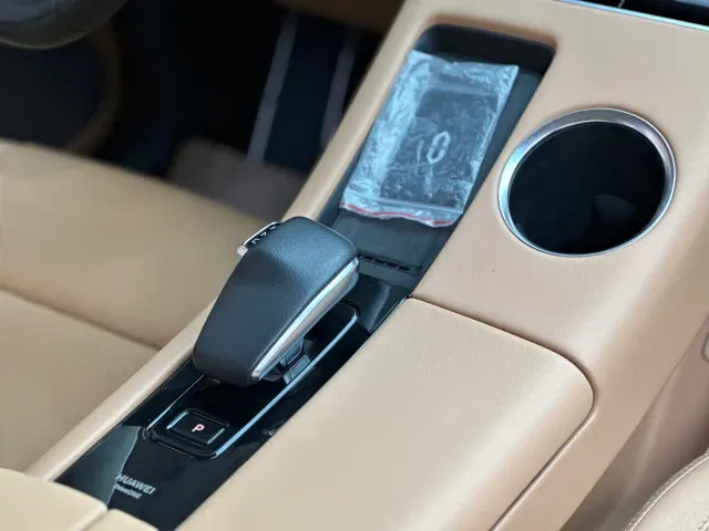 Aito M5 — Фото автомобиля 18