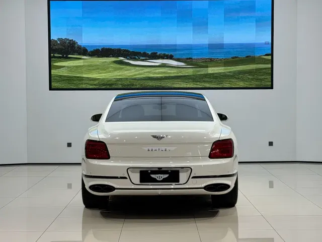 Bentley Flying Spur — Фото автомобиля 5