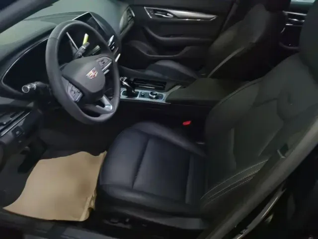 Cadillac CT5 — Фото автомобиля 14