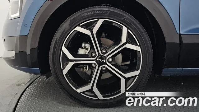 Kia Niro The All New Niro Signature — Фото автомобиля 5