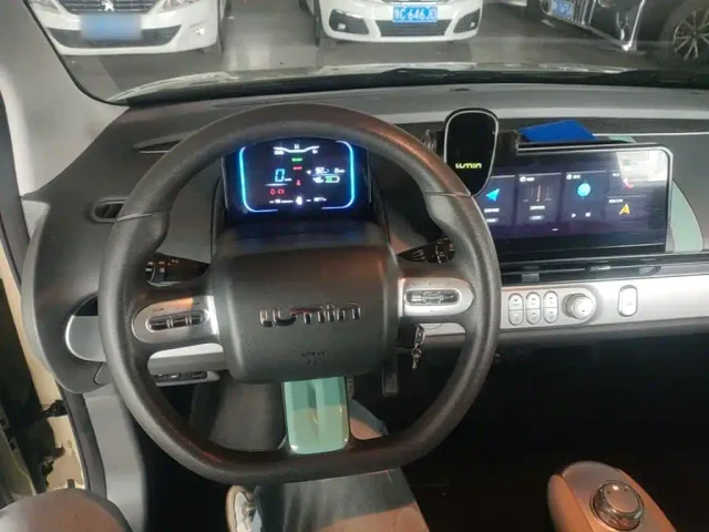 Changan Lumin — Фото автомобиля 10