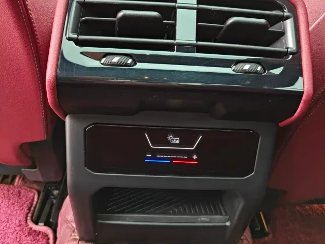 BMW 5 Series — Фото автомобиля 11