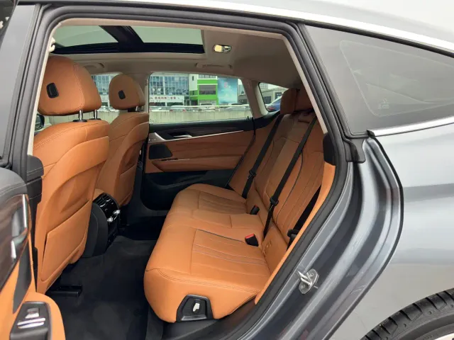 BMW 6 Series Gran Turismo — Фото автомобиля 15