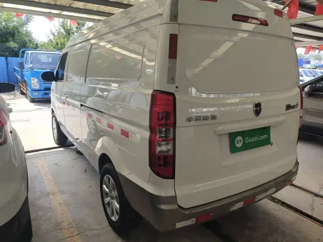 Jinbei New Hiace S — Фото автомобиля 4