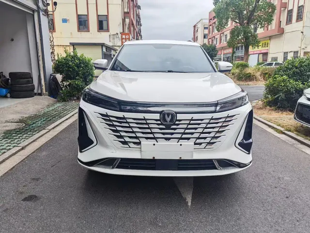 Changan CS75 Plus — Фото автомобиля 4