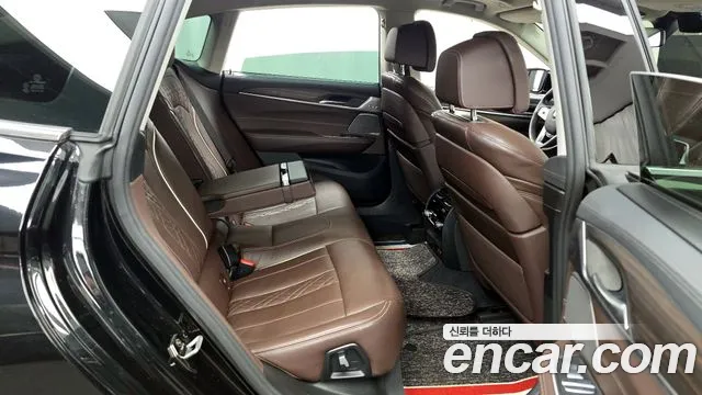 BMW Gran Turismo — Фото автомобиля 11
